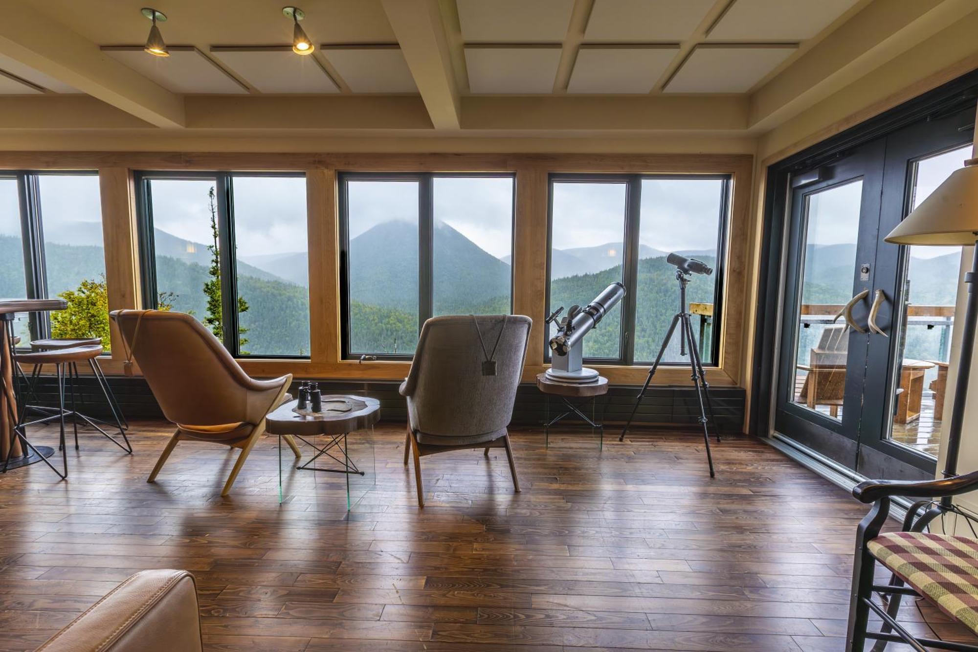 Auberge De Montagne Des Chic-Chocs Mountain Lodge - Sepaq Sainte Anne des Monts Exterior photo